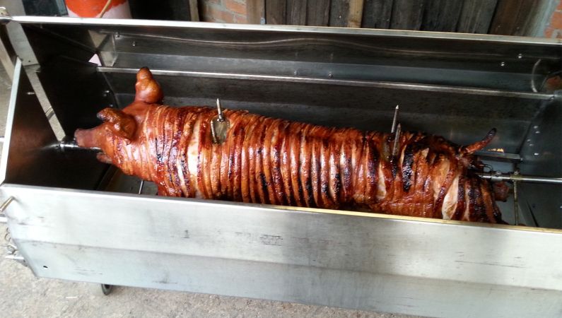 DIY hog roast machine Hire